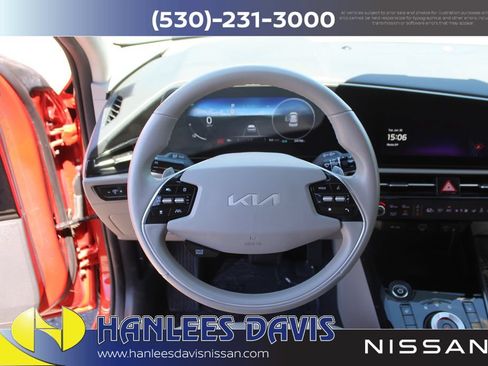 Used 2023 Kia Niro Wind FWD image 17