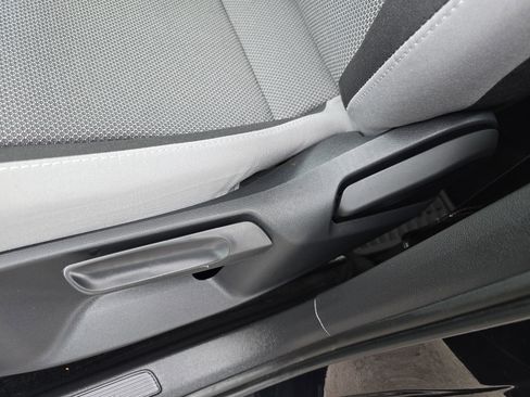 Certified 2022 Volkswagen Taos S image 20