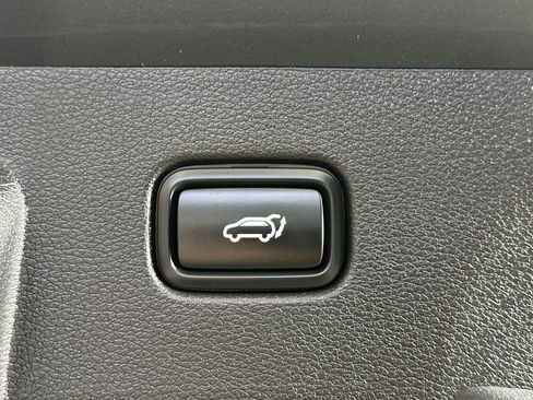 Used 2024 Kia Sportage X-Line w/ X-Line Premium Package image 15