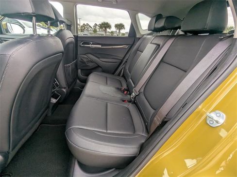 Used 2024 Kia Seltos SX w/ SX Sunroof Package image 15