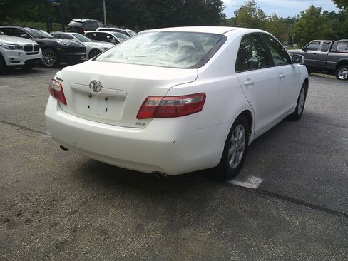 Used 2007 Toyota Camry LE FWD image 5