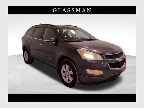 Used 2009 Chevrolet Traverse LT image 1