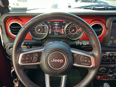 Used 2021 Jeep Wrangler Unlimited Rubicon image 21