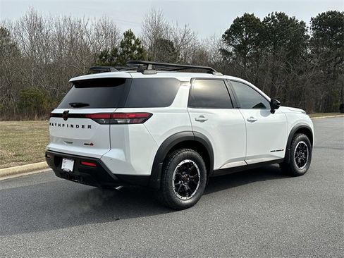New 2026 Nissan Pathfinder Rock Creek image 8