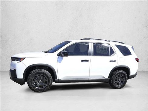 New 2026 Honda Pilot TrailSport image 8