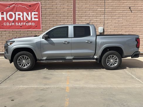 Used 2026 Chevrolet Colorado LT w/ Advanced Trailering Package RWD image 2