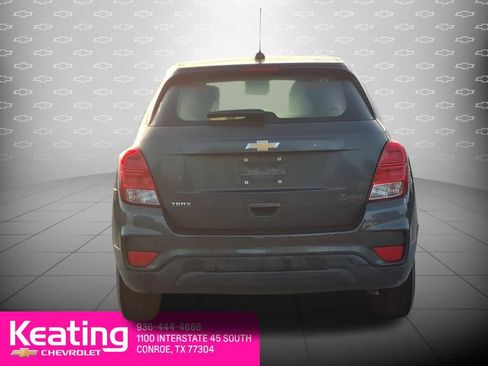 Used 2020 Chevrolet Trax LS FWD image 7
