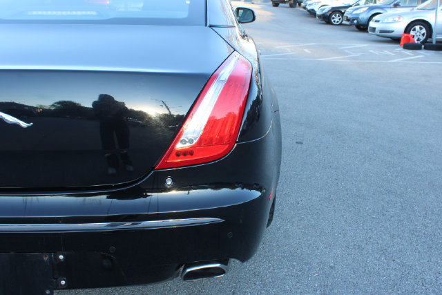 Used 2012 Jaguar XJ L RWD image 41