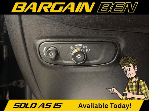 Used 2018 Chevrolet Equinox LT image 19