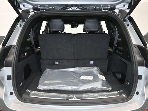 Used 2024 Jeep Grand Cherokee L Overland image 35