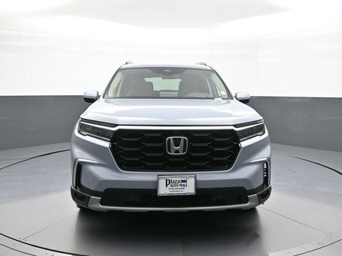 Certified 2024 Honda Pilot Elite image 2