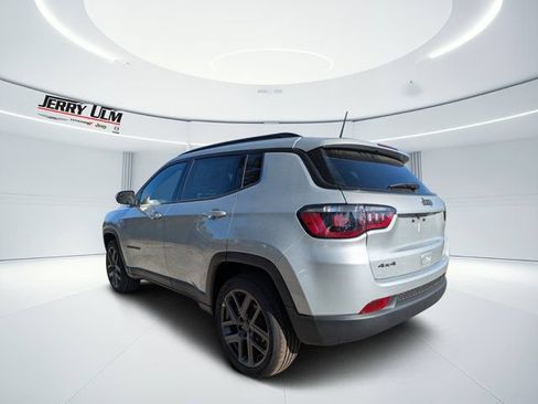New 2026 Jeep Compass Latitude w/ Sun and Sound Group AWD/4WD image 5