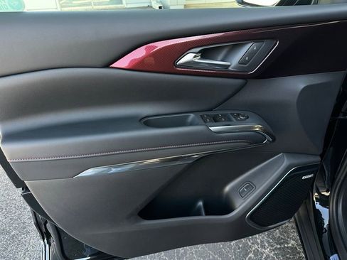 New 2026 Chevrolet Traverse Z71 image 11