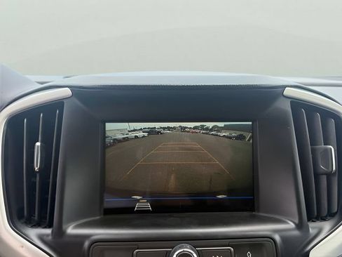 Used 2019 GMC Terrain SLE w/ Driver Convenience Package AWD/4WD image 16