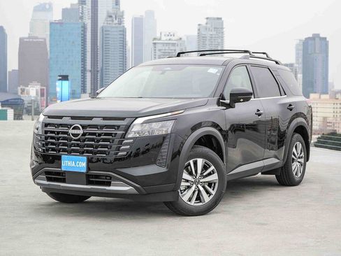 New 2026 Nissan Pathfinder SL w/ Cargo Package FWD image 1