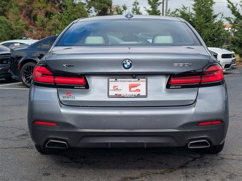 Used 2022 BMW 530i xDrive w/ M Sport Package image 28