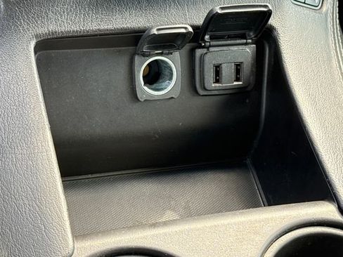 Certified 2016 GMC Yukon XL SLT w/ Open Road Package image 34