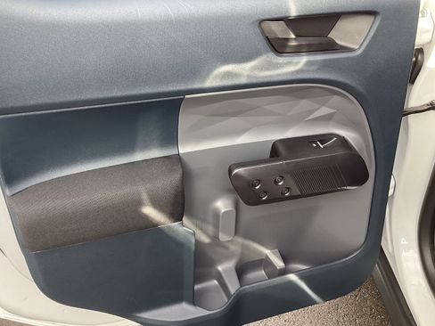 Used 2025 Ford Maverick XL w/ Equipment Group 102A image 18