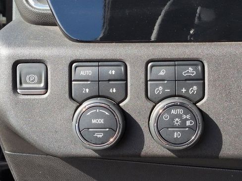 Certified 2023 Chevrolet Silverado 1500 LTZ image 15