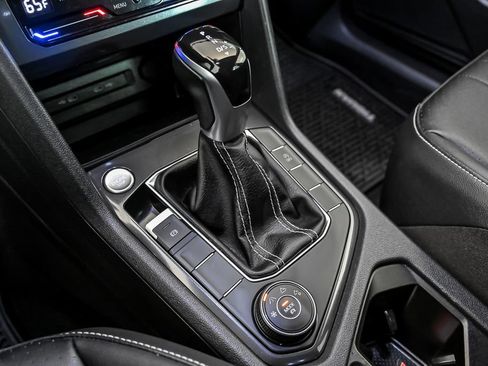 Certified 2023 Volkswagen Tiguan SE AWD/4WD image 22