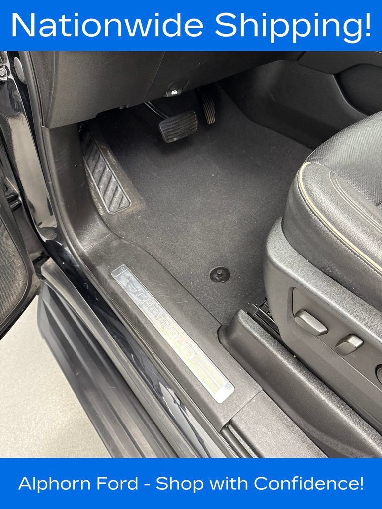 Used 2023 Chevrolet Tahoe Premier AWD/4WD image 15