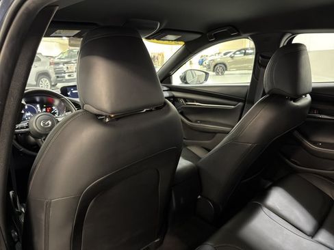 Used 2019 MAZDA MAZDA3 Hatchback FWD image 20