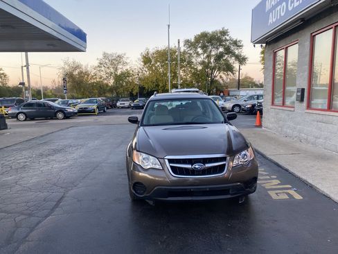 Used 2009 Subaru Outback 2.5i image 2