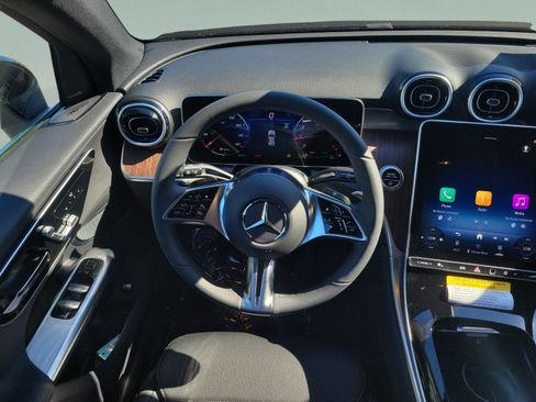 Certified 2026 Mercedes-Benz GLC 300 image 14