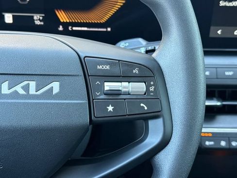New 2026 Kia K4 FWD image 28