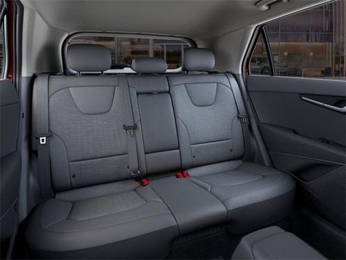 New 2025 Kia Niro SX image 17