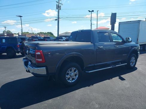 Used 2022 RAM 3500 Laramie AWD/4WD image 5