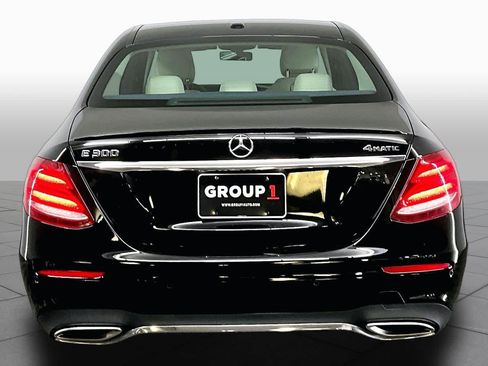 Certified 2018 Mercedes-Benz E 300 4MATIC image 5