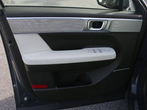 Used 2024 Hyundai Santa Fe Calligraphy AWD/4WD image 12