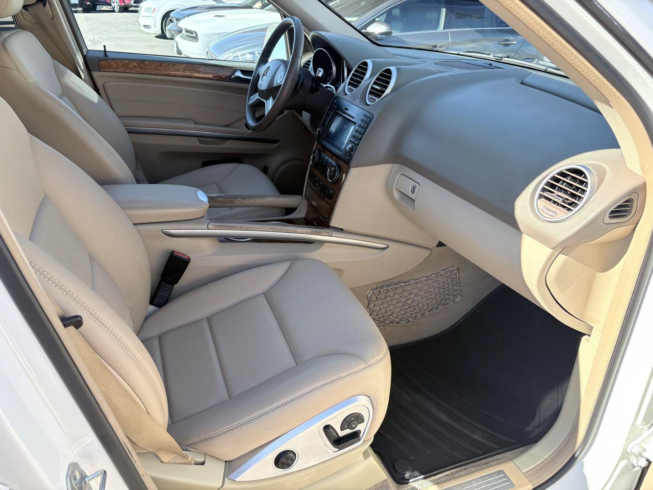 Used 2009 Mercedes-Benz ML 350 4MATIC image 19