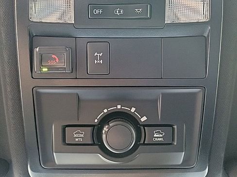 Used 2021 Toyota Tacoma TRD Off-Road image 36