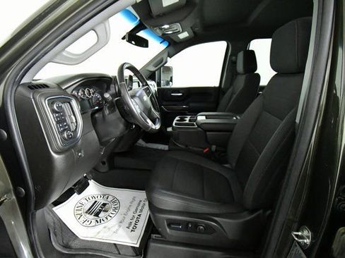 Used 2023 Chevrolet Silverado 3500 LT w/ Convenience Package image 5