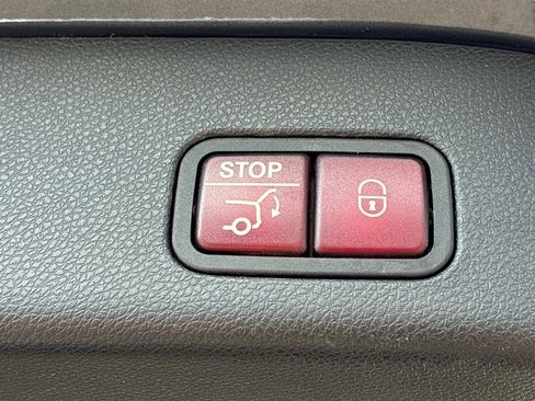 Used 2014 Mercedes-Benz GL 450 4MATIC image 14