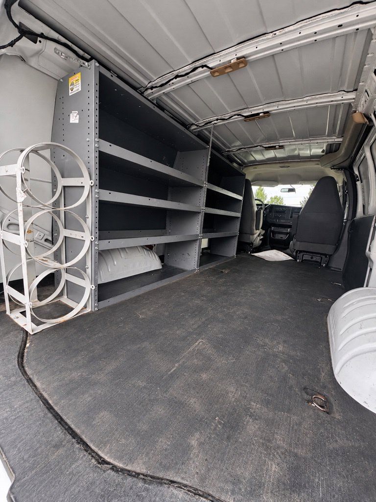 Used 2023 GMC Savana 2500 RWD image 10
