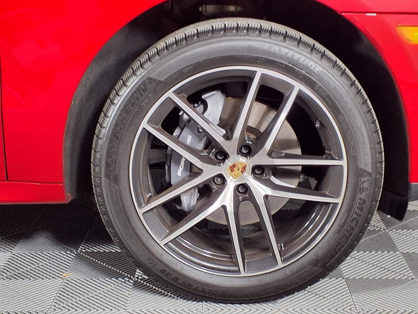 Used 2024 Porsche Macan Turbo AWD/4WD image 35