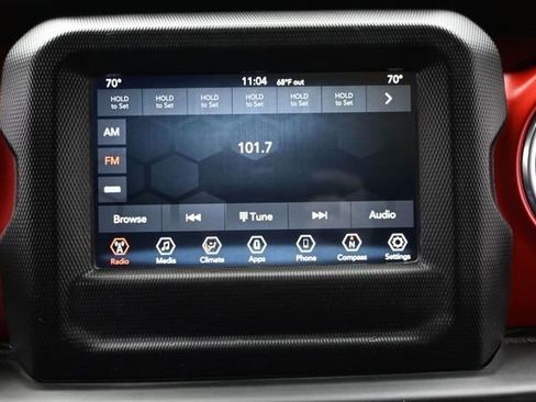 Used 2019 Jeep Wrangler Unlimited Rubicon w/ LED Lighting Group AWD/4WD image 31