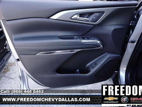 New 2026 Chevrolet Traverse LT w/ Midnight/Sport Edition image 39