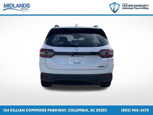 New 2026 Honda Pilot Sport image 5