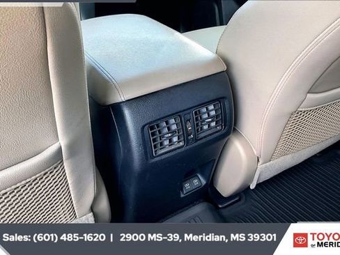 Used 2020 Toyota 4Runner SR5 Premium image 25