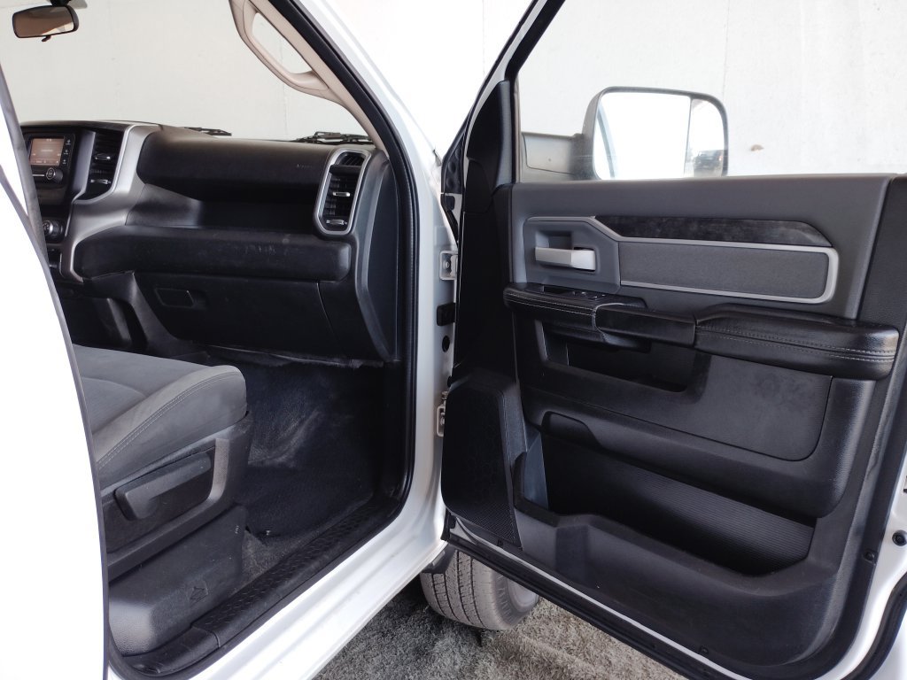 Used 2020 RAM 2500 Big Horn AWD/4WD image 10
