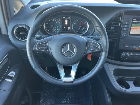 Used 2023 Mercedes-Benz Metris Passenger image 16