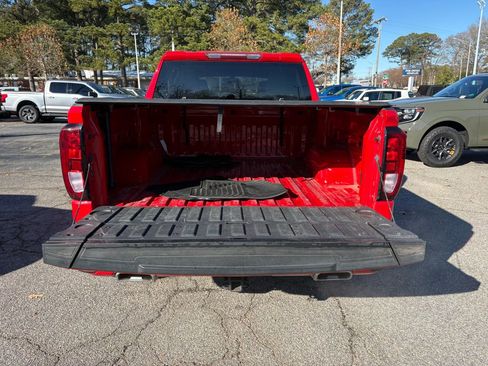 Used 2022 GMC Sierra 1500 Elevation w/ X31 Off-Road Package image 9