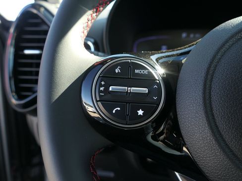 New 2025 Kia Soul GT-Line image 13