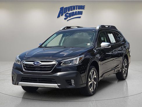 Used 2022 Subaru Outback Touring AWD/4WD image 2