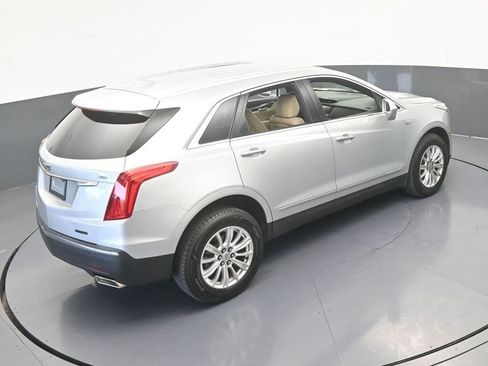 Used 2019 Cadillac XT5 FWD image 49