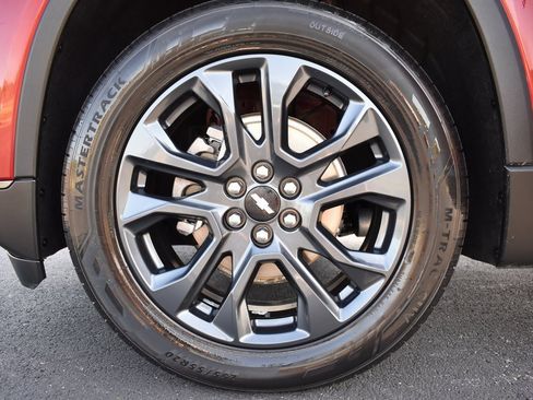 Used 2020 Chevrolet Traverse RS image 17